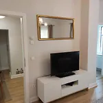 Bem Apartman, *