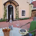 Bem Apartman, *