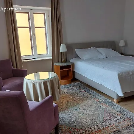 아파트 Bem Apartman, 코세그