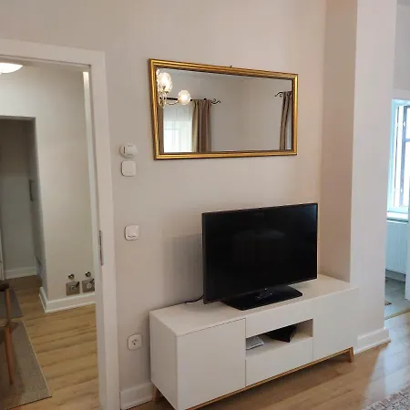 Bem Apartman, *