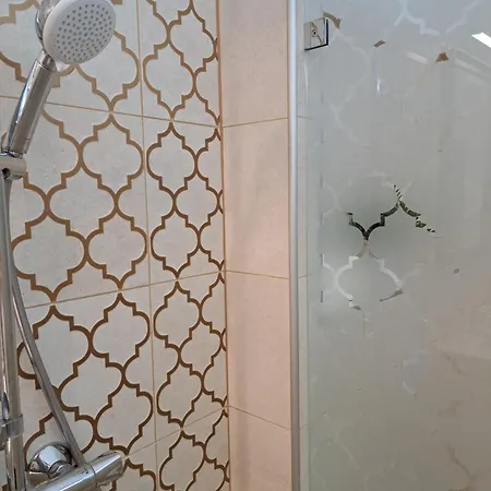 Bem Apartman, 아파트 *