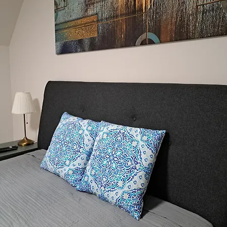 アパート Bem Apartman, ケーセグ