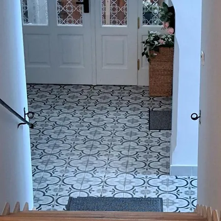 Bem Apartman, Koszeg