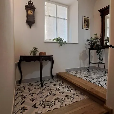 아파트 Bem Apartman, 코세그