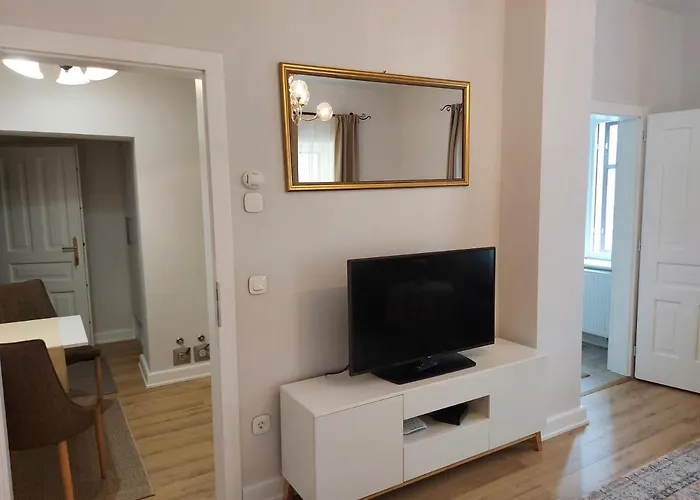 Bem Apartman, *