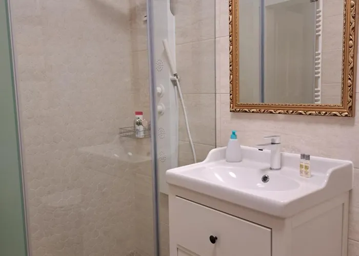 Bem Apartman, Apartament